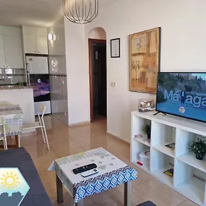 https://sunny-churriana-airport.hotelsinnerja.org